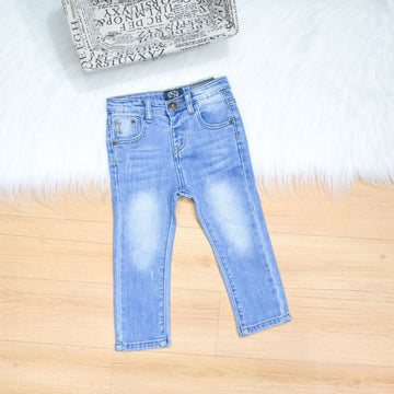 Solid Regular Fit Jeans