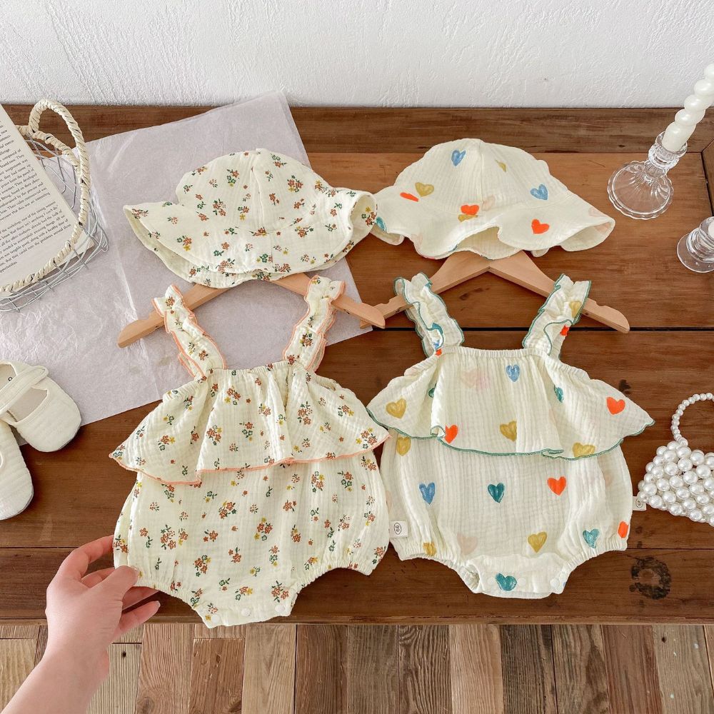 Printed Baby Girl Bodysuit & Hat Set