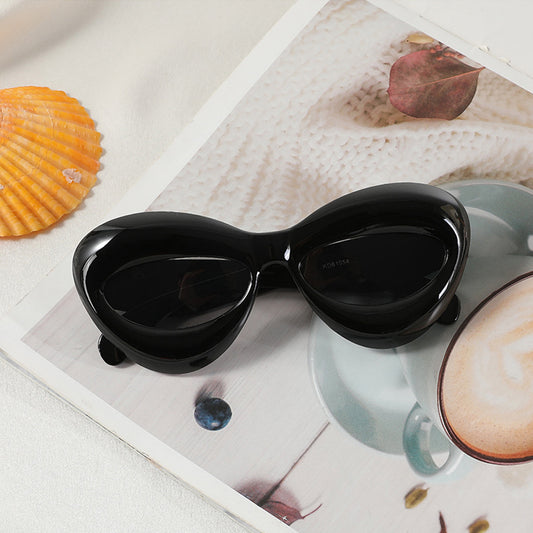 Oval Shaped Cat-Eye Fashionable Sunglasses