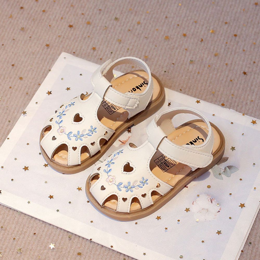 Floral Design Girls' Sandals