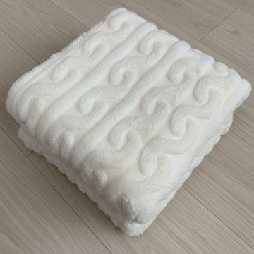 3D Twisted Texture Fleece Blanket