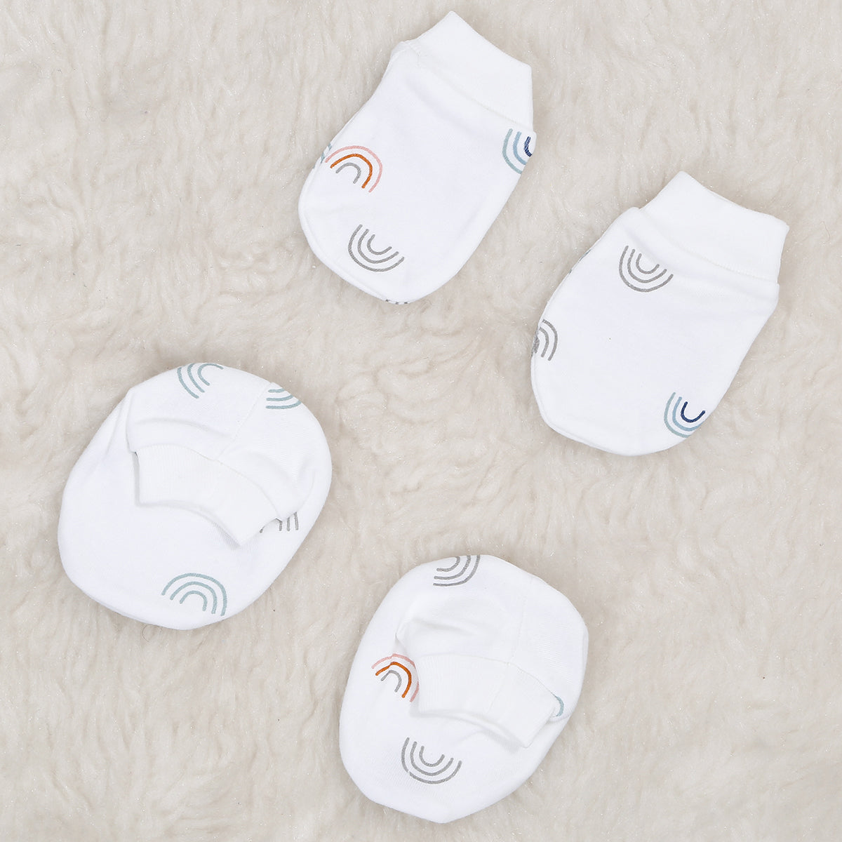 Newborn's Cotton Mittens & Booties Set